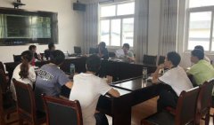 區糧食購購銷公司召開黨風廉政專題會議